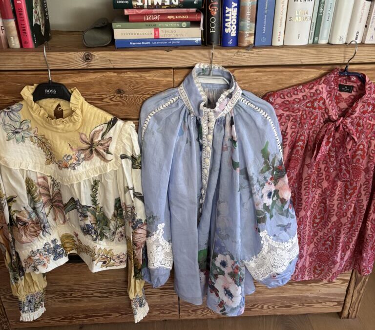 Boho-Chic 2025: Neue Boho-Looks mit Stil – Layering, Mini & Animal Print