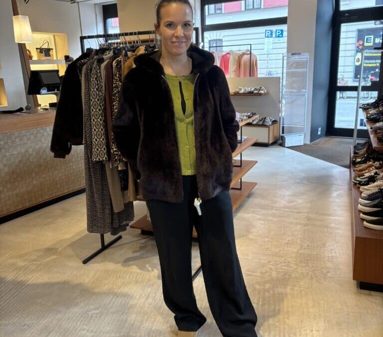 Trendfarben Herbst/Winter 2025 – Stylingtipps & Kombinationsideen