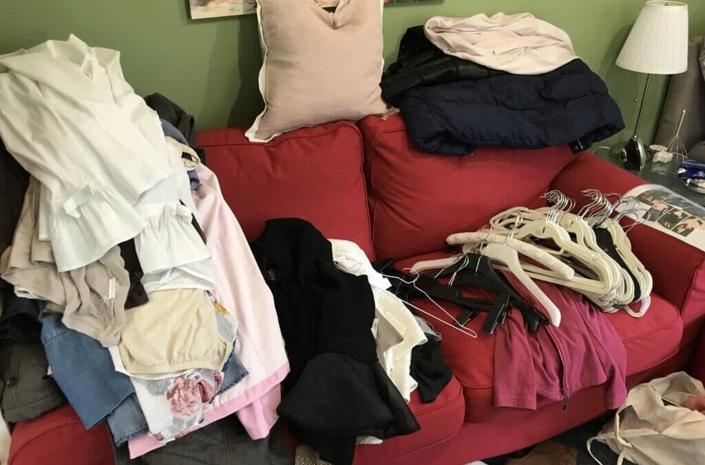 Überblick über Second Hand Online Plattformen: Wo verkaufe ich meine aussortierte Kleidung?