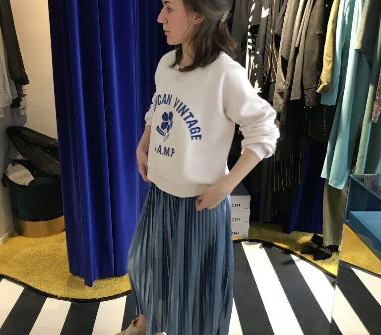 Aus alt mach neu: 3 Tipps um Kleidung neu zu stylen und kombinieren